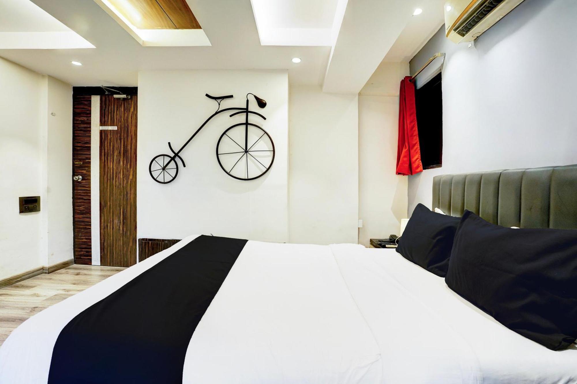 נאווי מומבאי Super Hotel O Seawoods Near Palm Beach Road Formerly Sai Roop מראה חיצוני תמונה